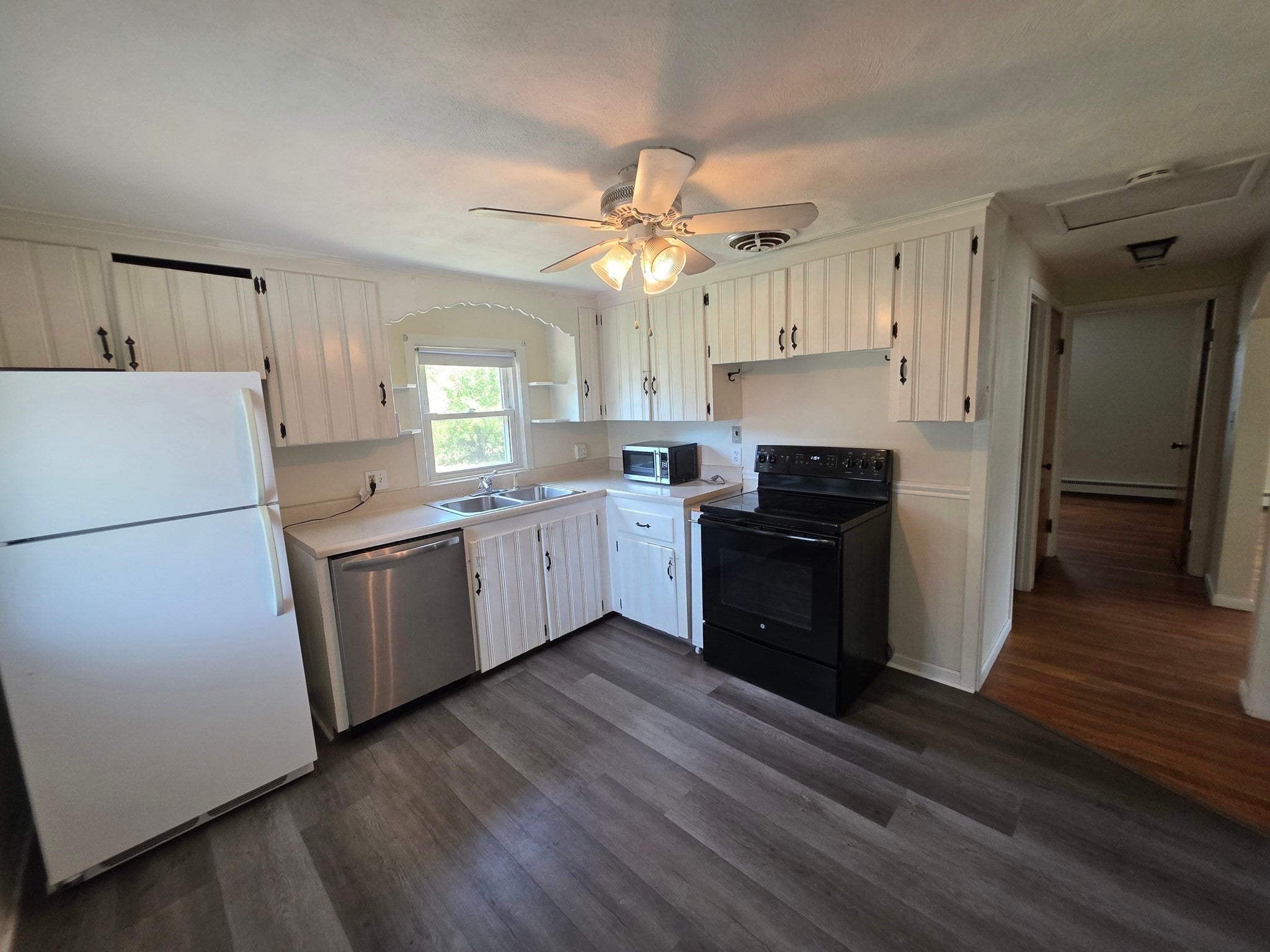 11 Brigham Rd, South Hadley, MA Photo #9