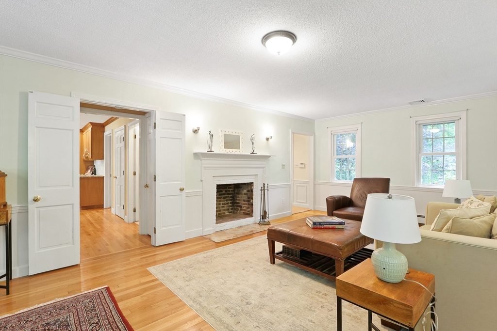 27 Spywood Road