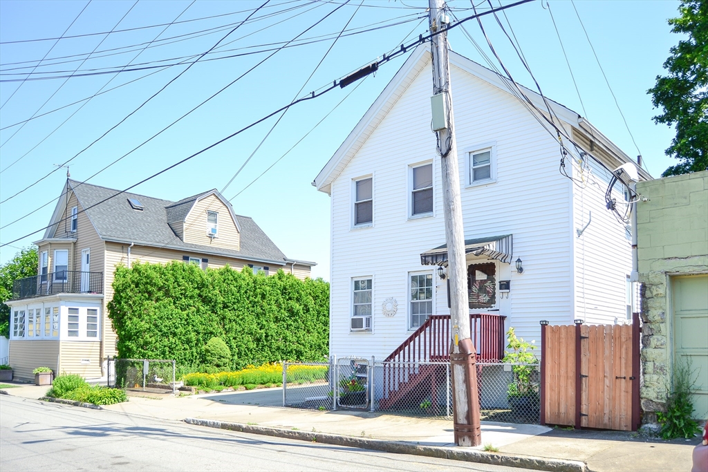 348 North St