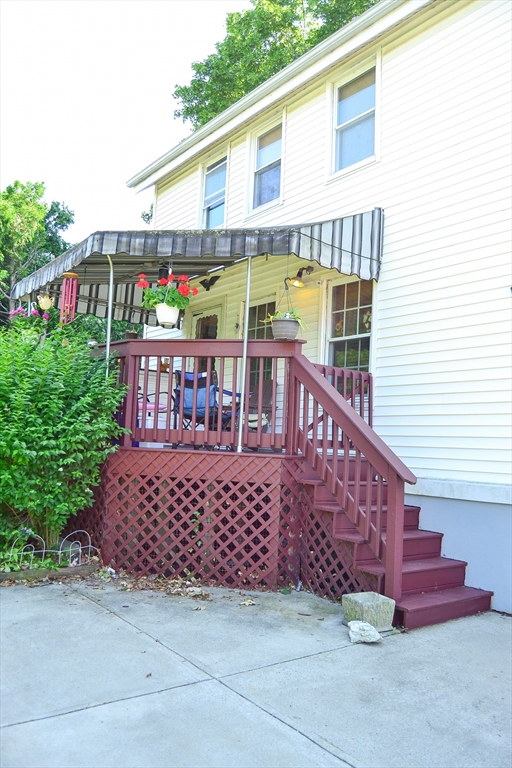 348 North St