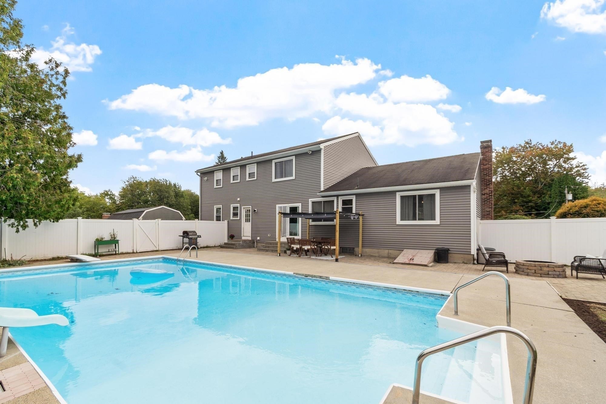 53 Hardy Drive, Leominster, MA Photo #1