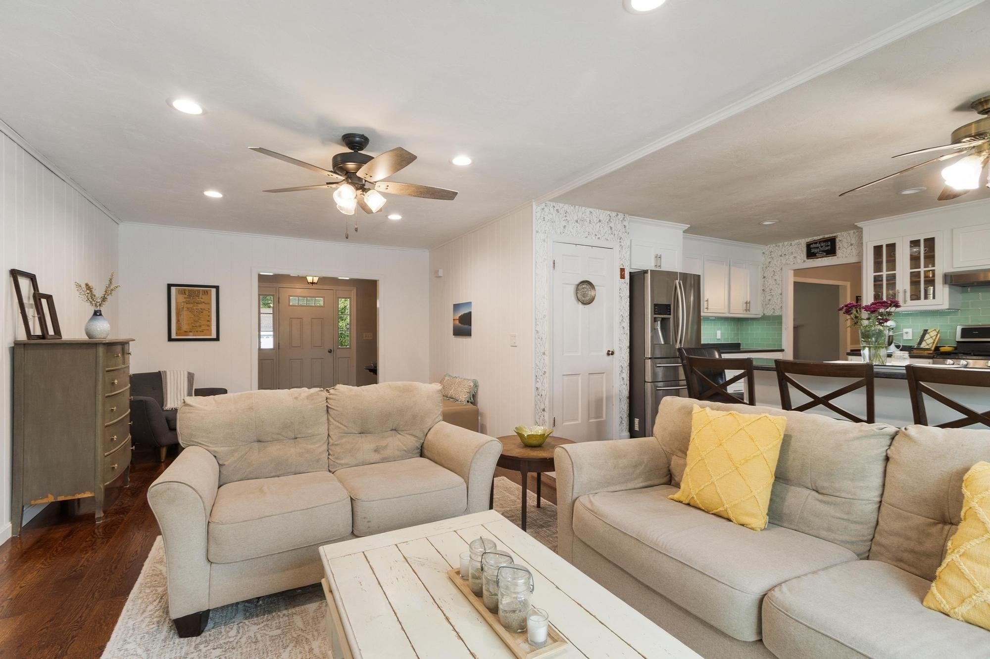 53 Hardy Drive, Leominster, MA Photo #6