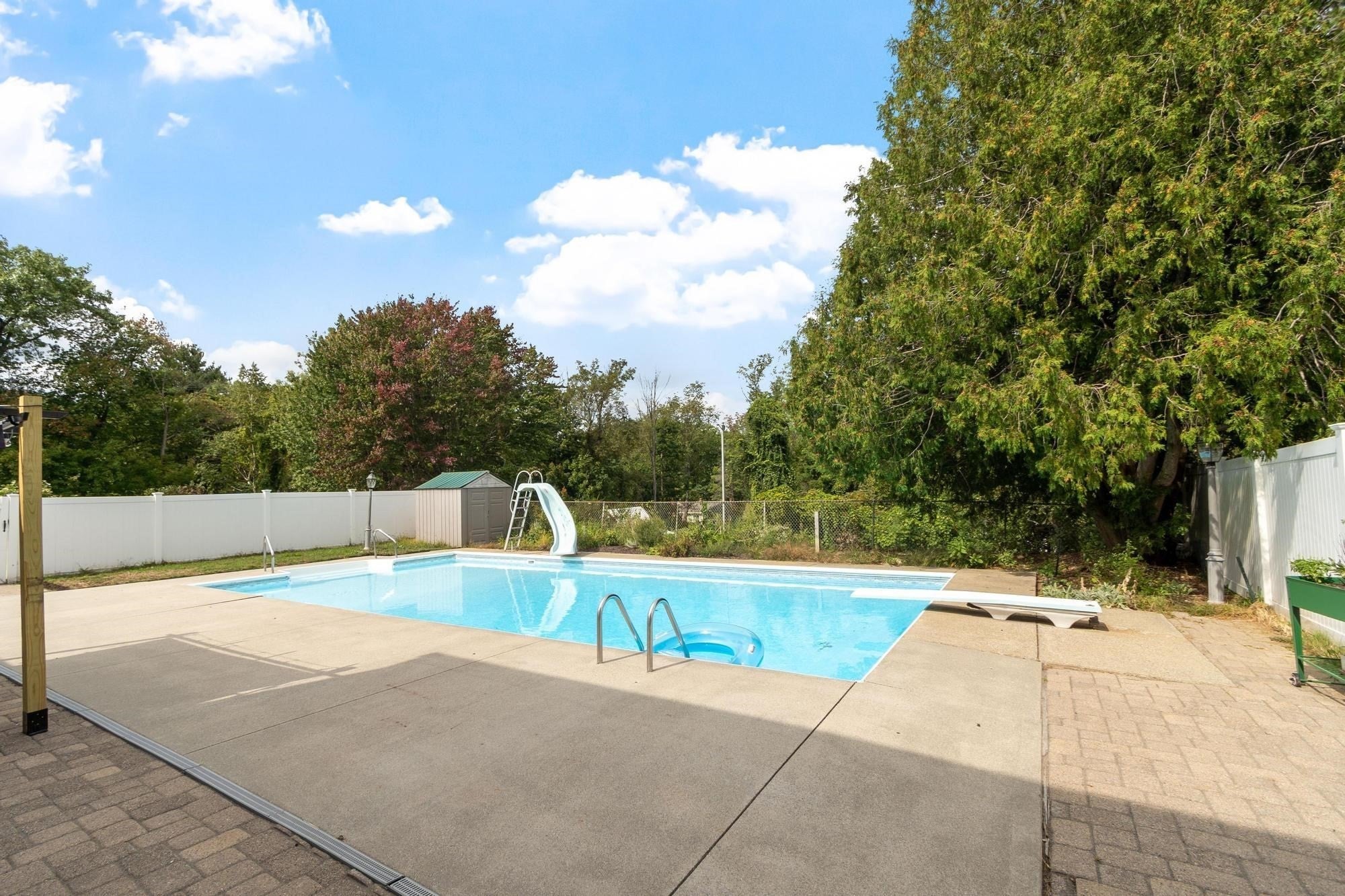 53 Hardy Drive, Leominster, MA Photo #38