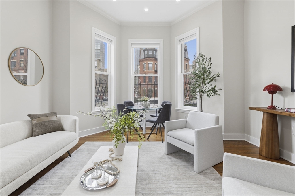 363 Marlborough St 2