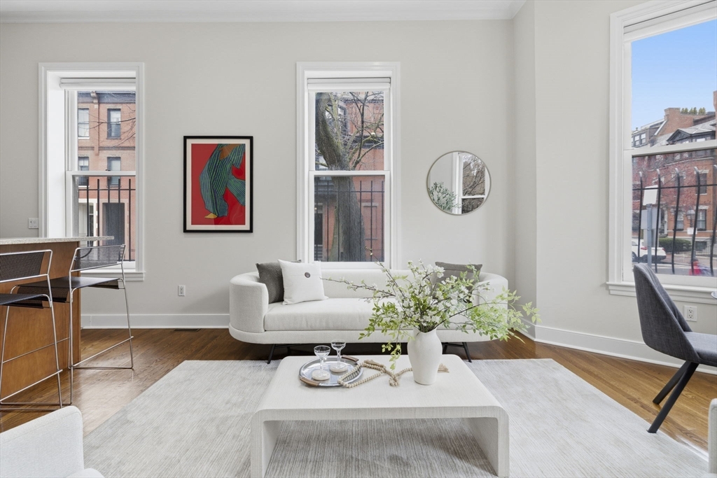 363 Marlborough St 2