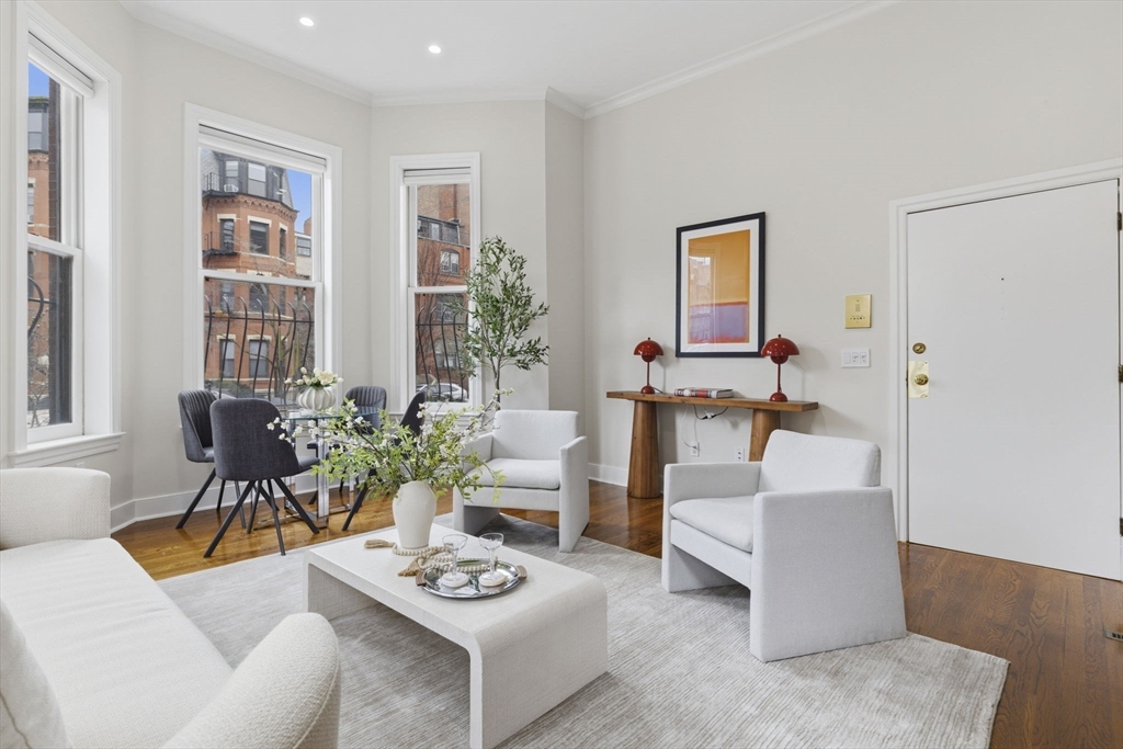 363 Marlborough St 2