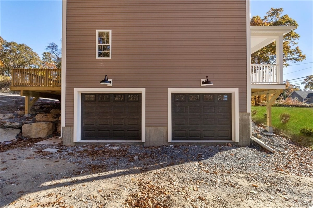 2098 Winthrop
