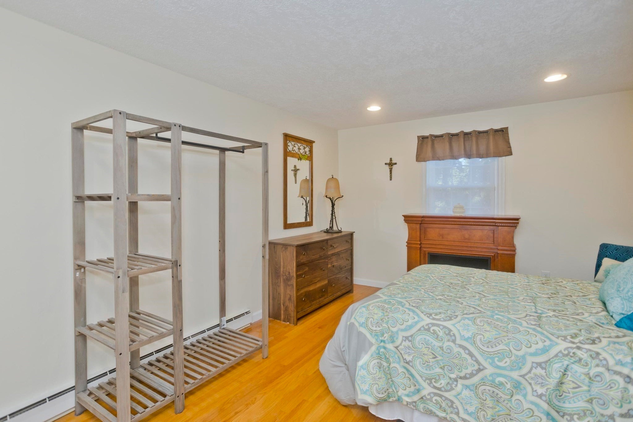 214 Wimbleton Dr, Longmeadow, MA, 214 Wimbleton Dr, Longmeadow, MA Photo #23