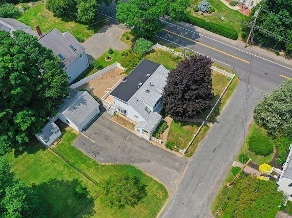 374 Plain St, Stoughton, MA, 374 Plain St, Stoughton, MA Photo #2