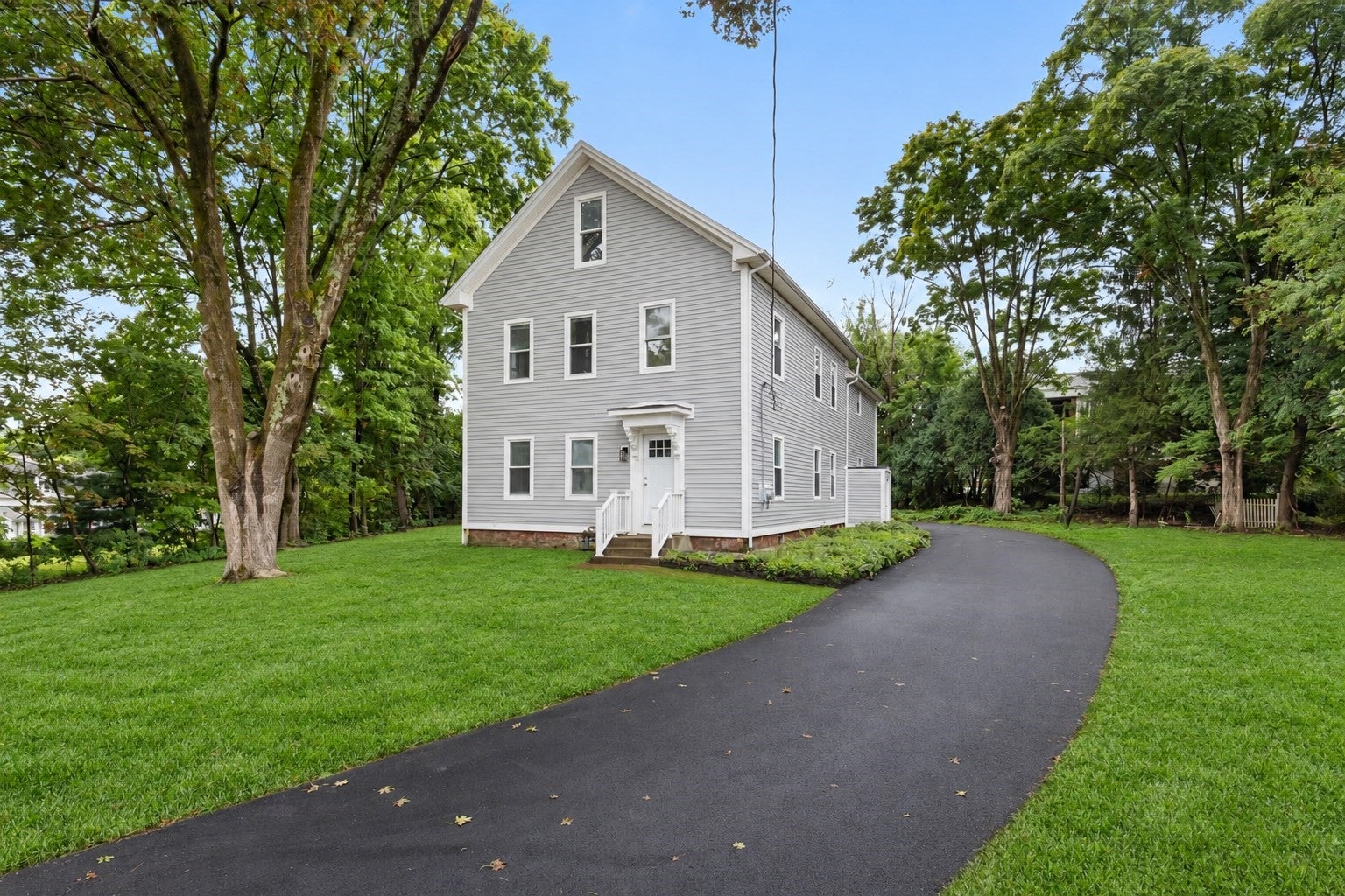 208 High St, North Attleboro, MA Photo #2