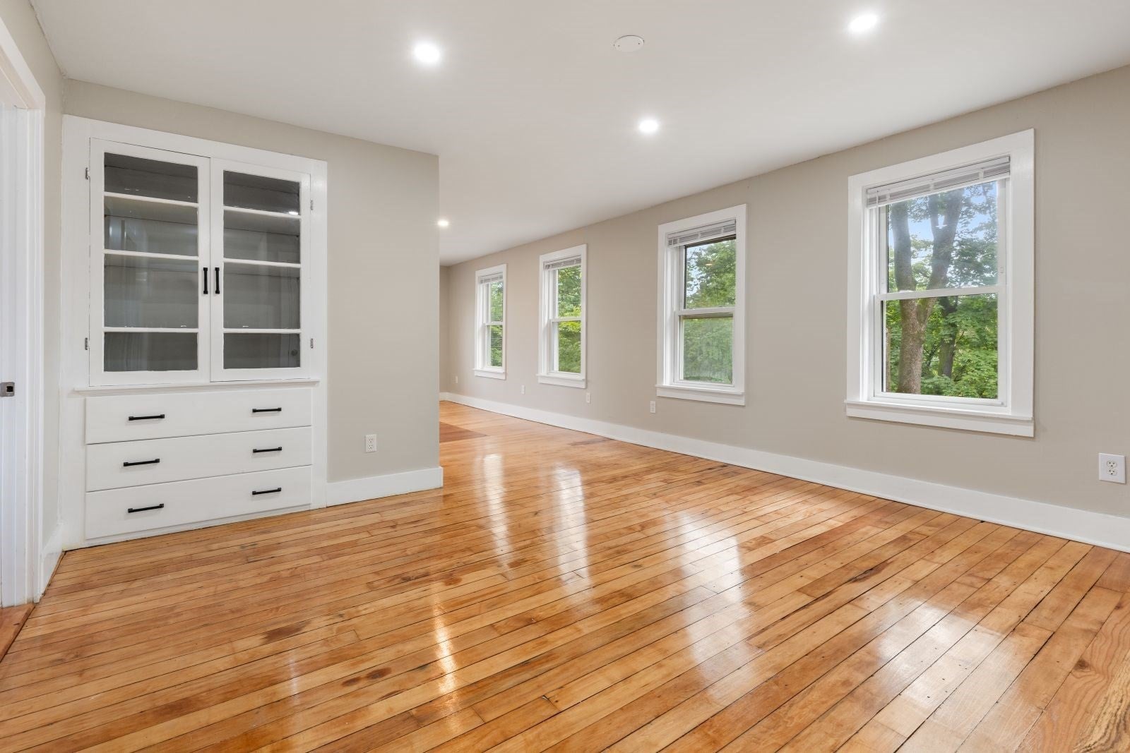 208 High St, North Attleboro, MA Photo #24