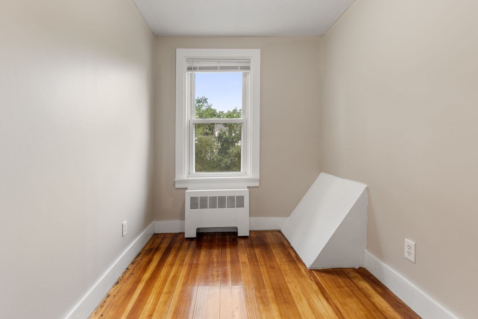 208 High St, North Attleboro, MA Photo #23