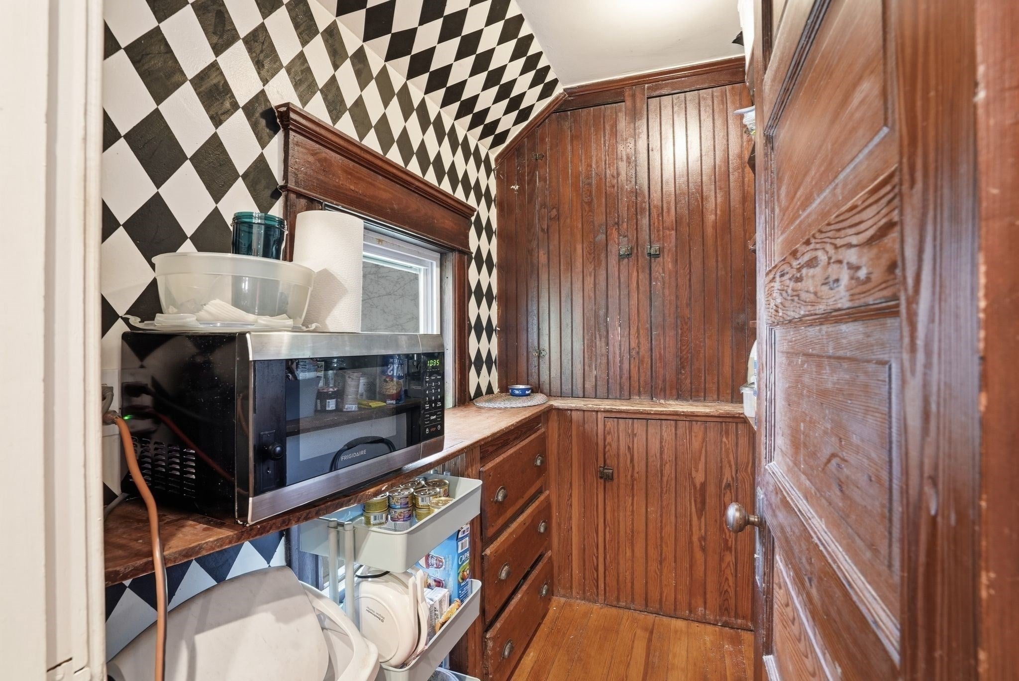 24 Sugarloaf St, Deerfield, MA, 24 Sugarloaf St, Deerfield, MA Photo #19