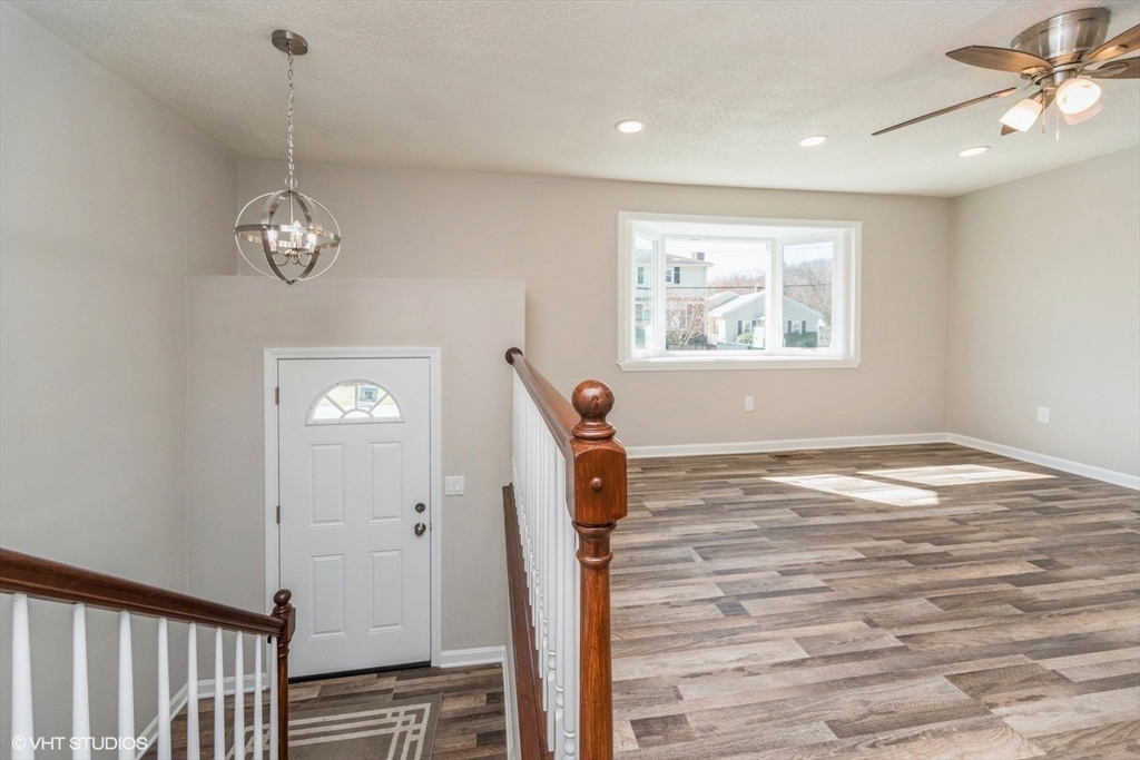 33 Hally Road