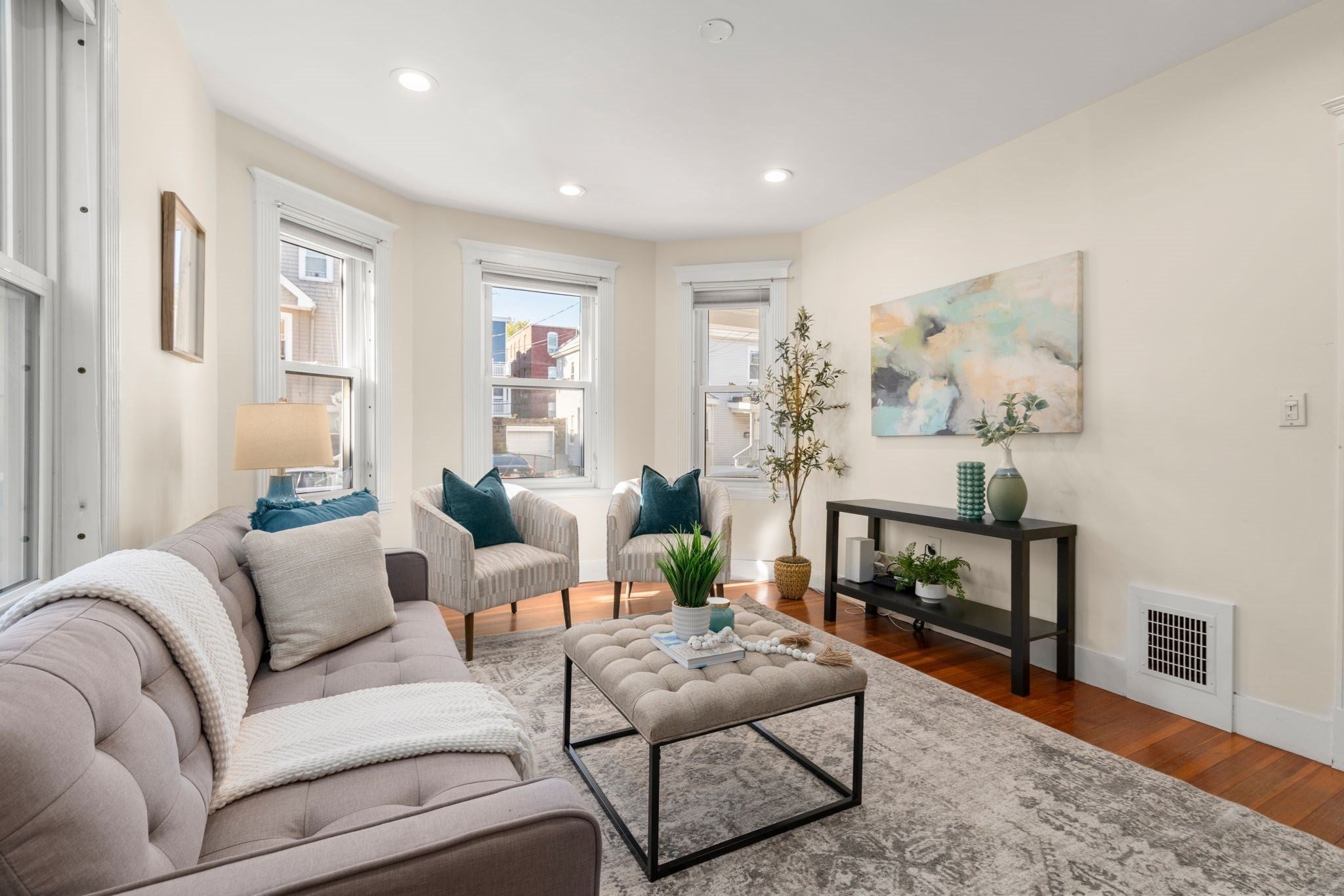 45-47 Montfern Ave 1