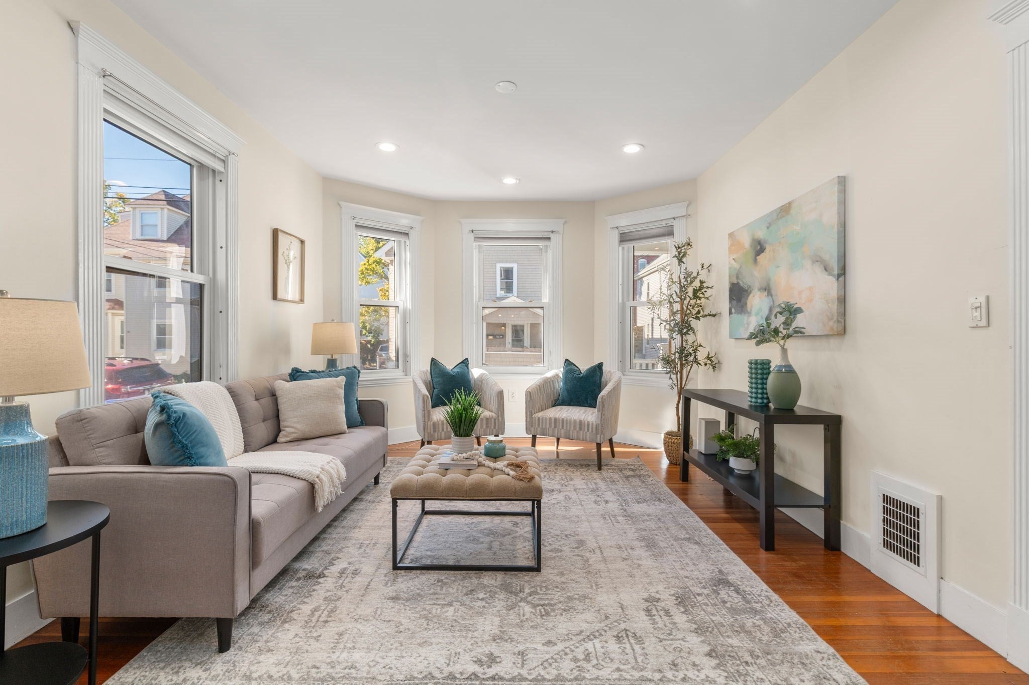 45-47 Montfern Ave 1