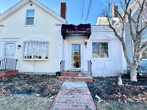 52 Main B Topsfield MA 01983