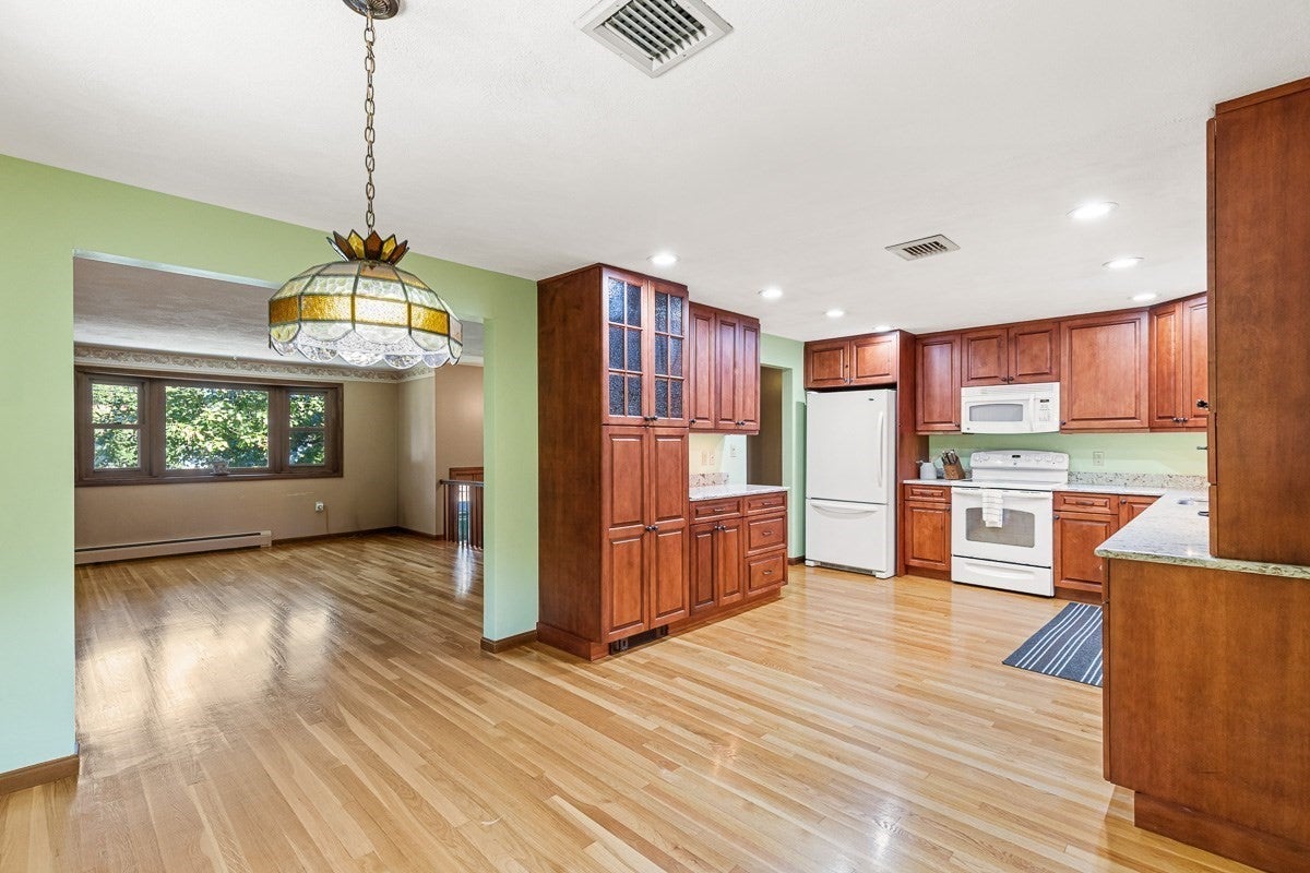 26 Atherton Rd, Foxboro, MA, 26 Atherton Rd, Foxboro, MA Photo #16