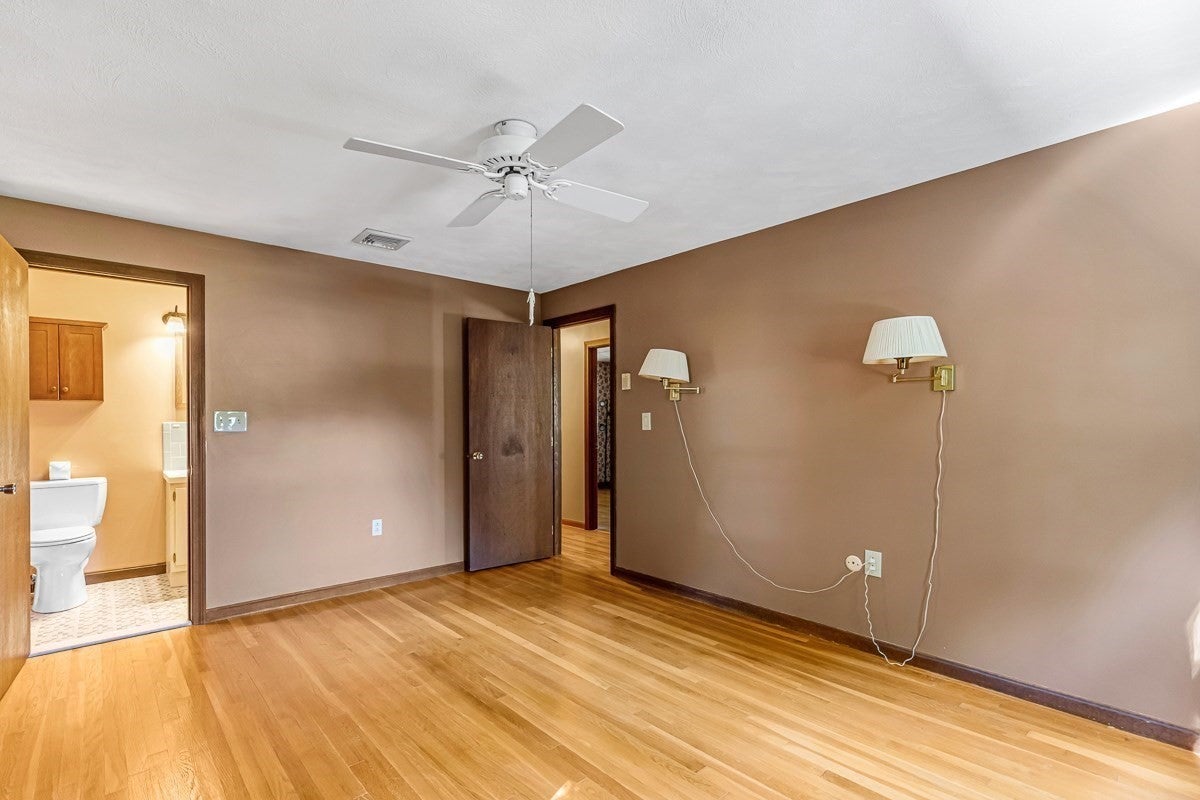 26 Atherton Rd, Foxboro, MA, 26 Atherton Rd, Foxboro, MA Photo #25