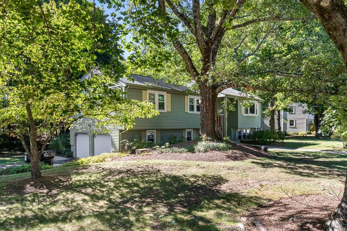 26 Atherton Rd, Foxboro, MA, 26 Atherton Rd, Foxboro, MA Photo #3