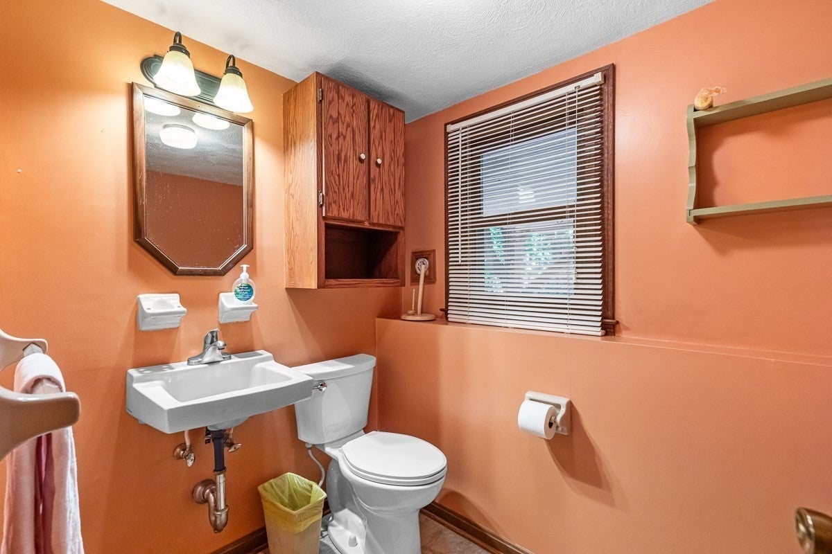 26 Atherton Rd, Foxboro, MA, 26 Atherton Rd, Foxboro, MA Photo #32