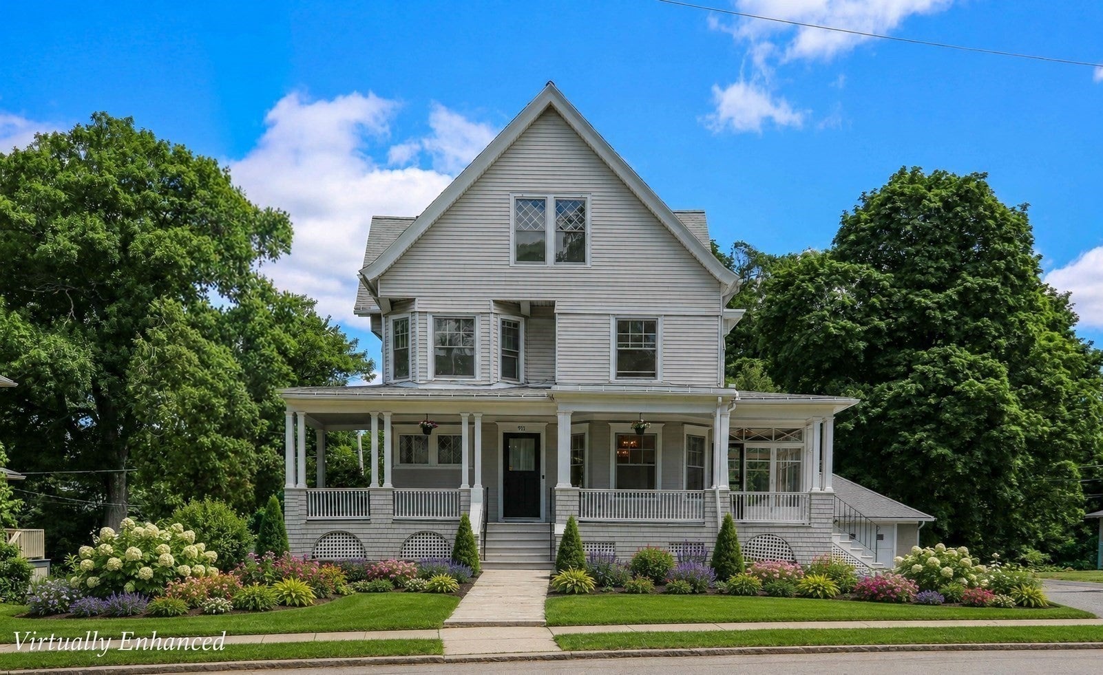 911 Pleasant St