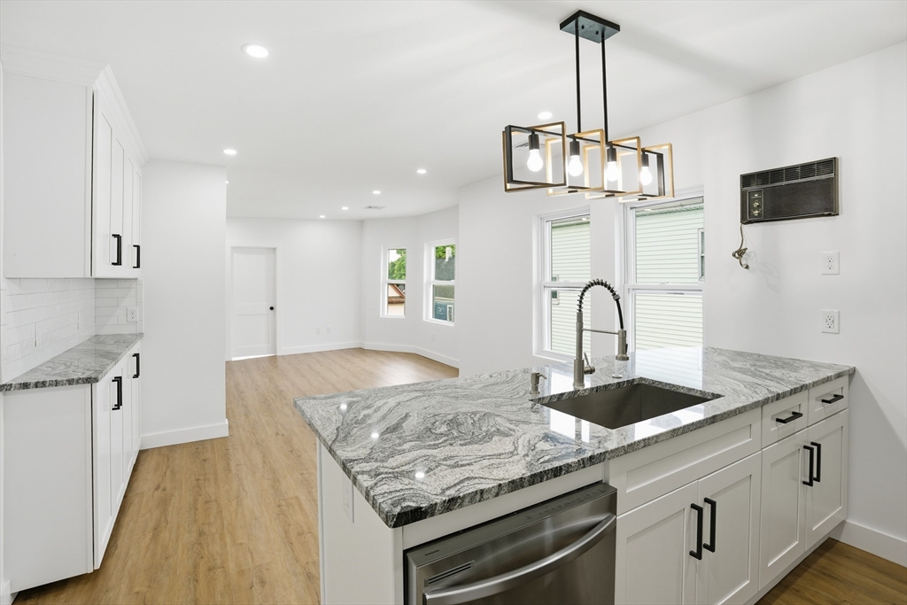 Photo of 94-96 Francis St, Everett, MA