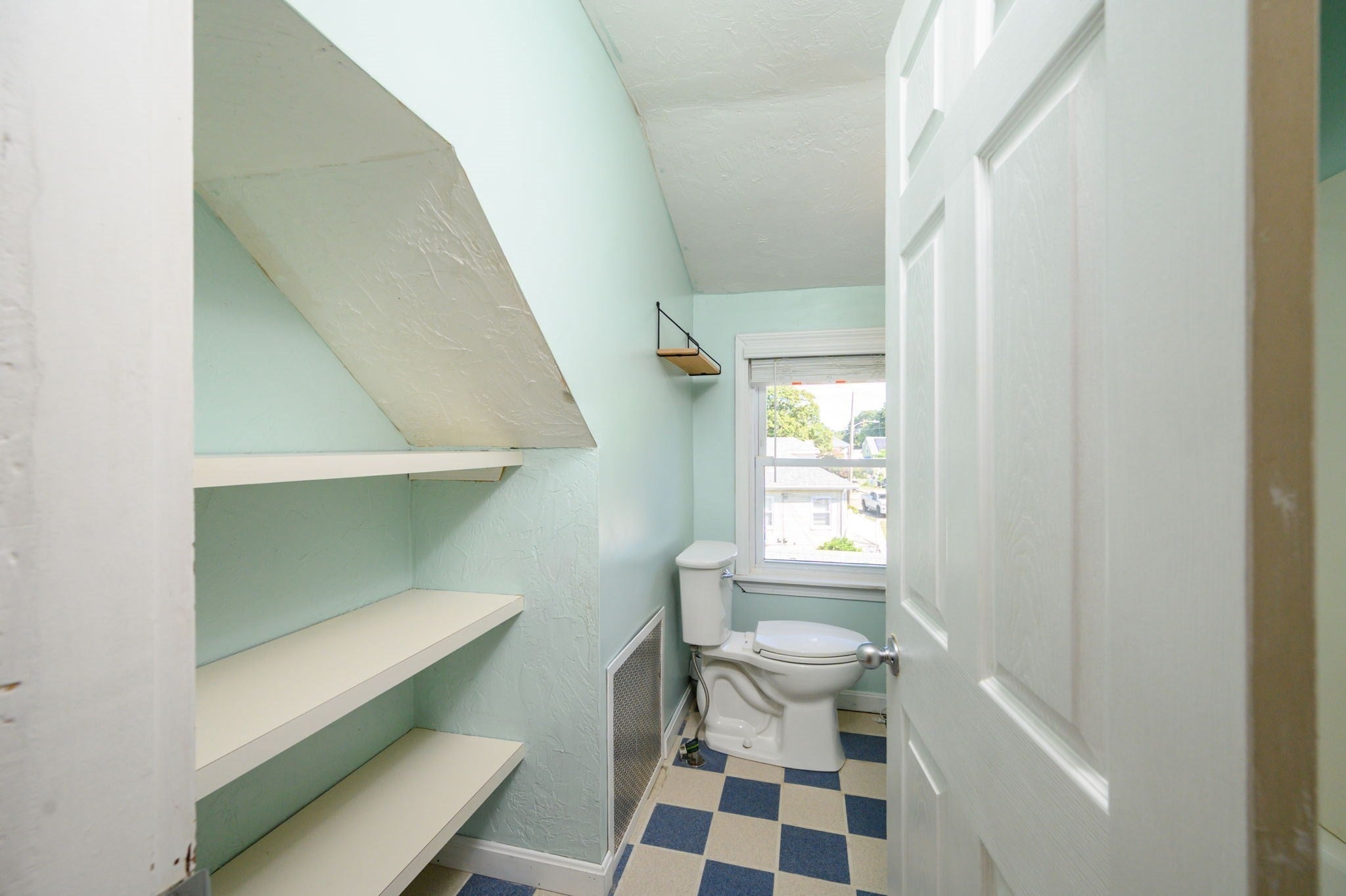 188 Central St, Weymouth, MA Photo #21