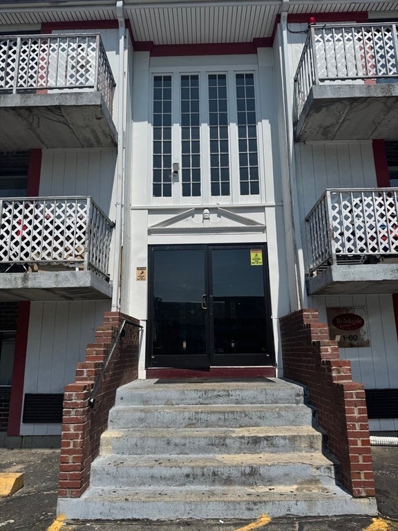 Photo of 126 Beaver St, Framingham, MA