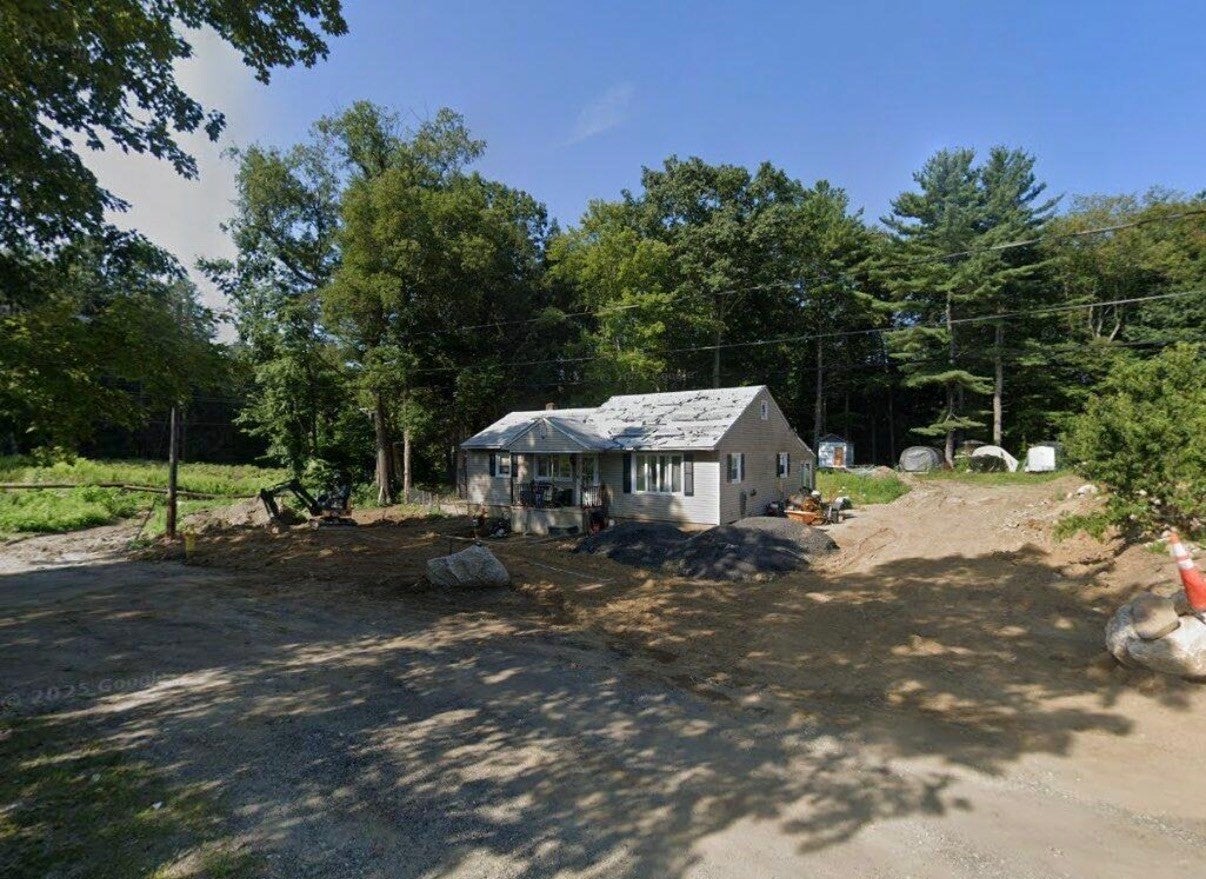 28 Lyric St, Pittsfield, MA, 28 Lyric St, Pittsfield, MA Photo #7