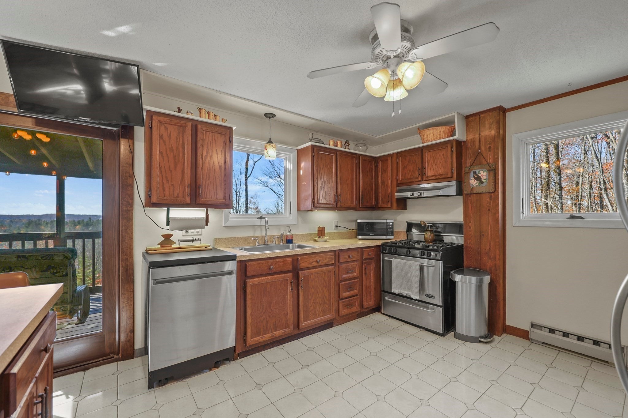 445 Beech Tree Lane, Becket, MA Photo #15