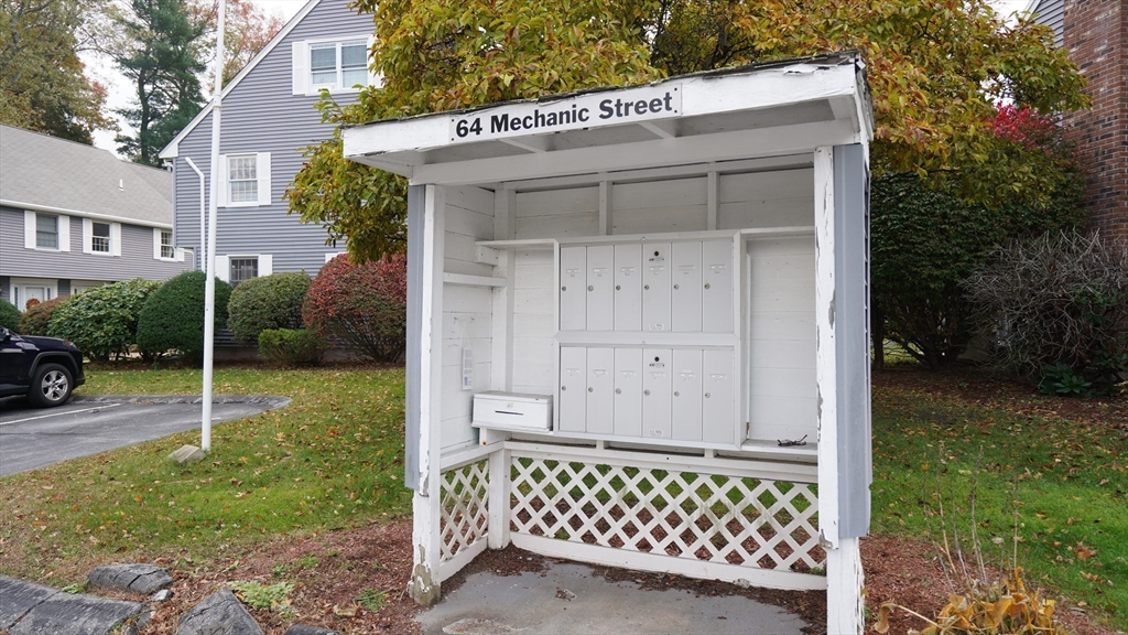 64 Mechanic St 3