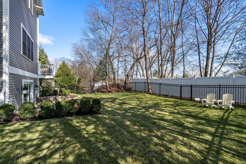 11 Crown Ridge Road