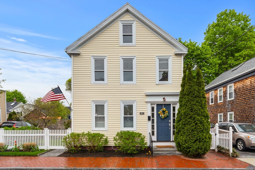Photo of 28 Dove St, Newburyport, MA