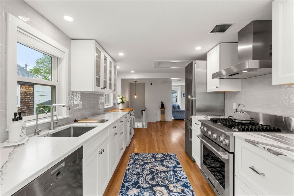28 Dove St #2, Newburyport, MA, 28 Dove St #2, Newburyport, MA Photo #4