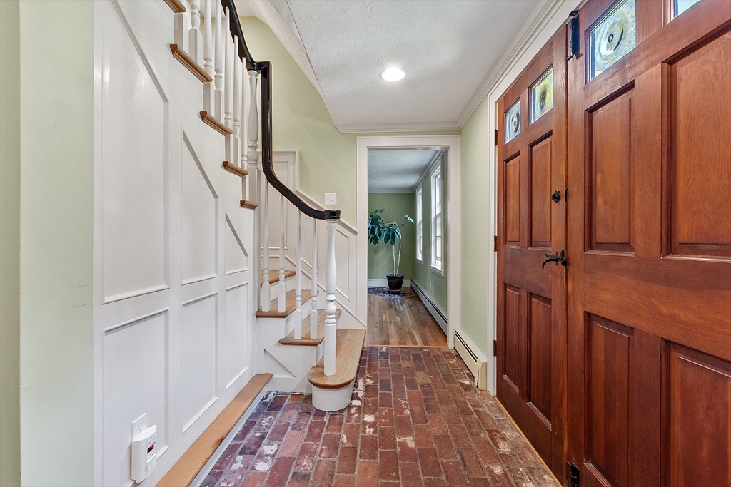 159 West Bare Hill Rd