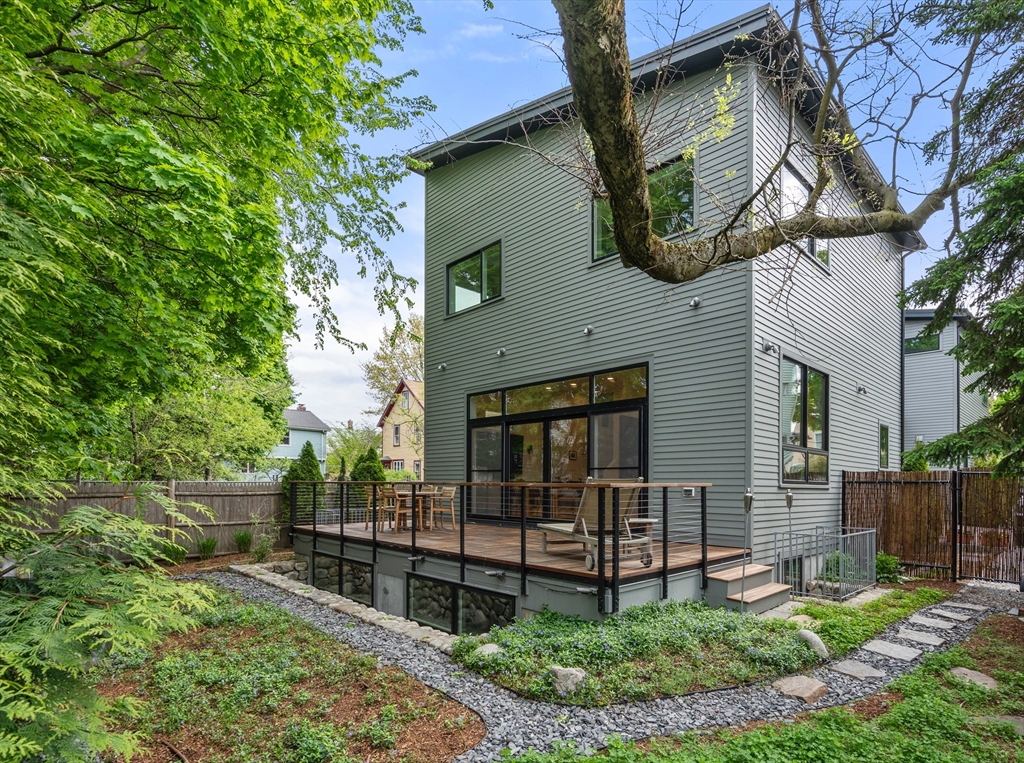 Photo of 90 Jackson Street, Cambridge, MA