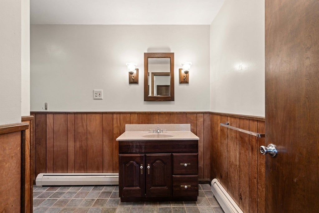 554 Hildreth St, Dracut, MA Photo #14
