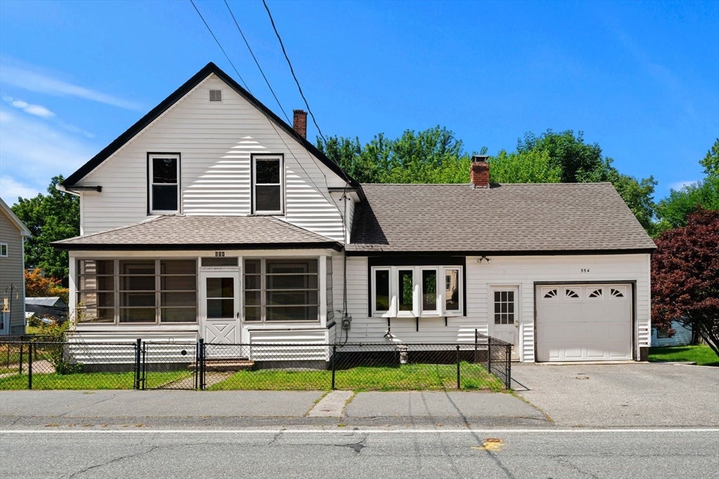 Photo of 554 Hildreth St, Dracut, MA