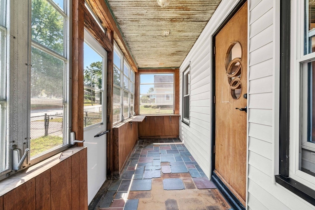 554 Hildreth St, Dracut, MA Photo #26