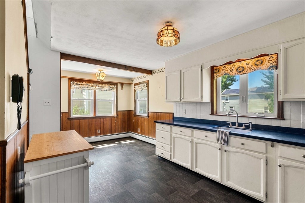 554 Hildreth St, Dracut, MA Photo #6