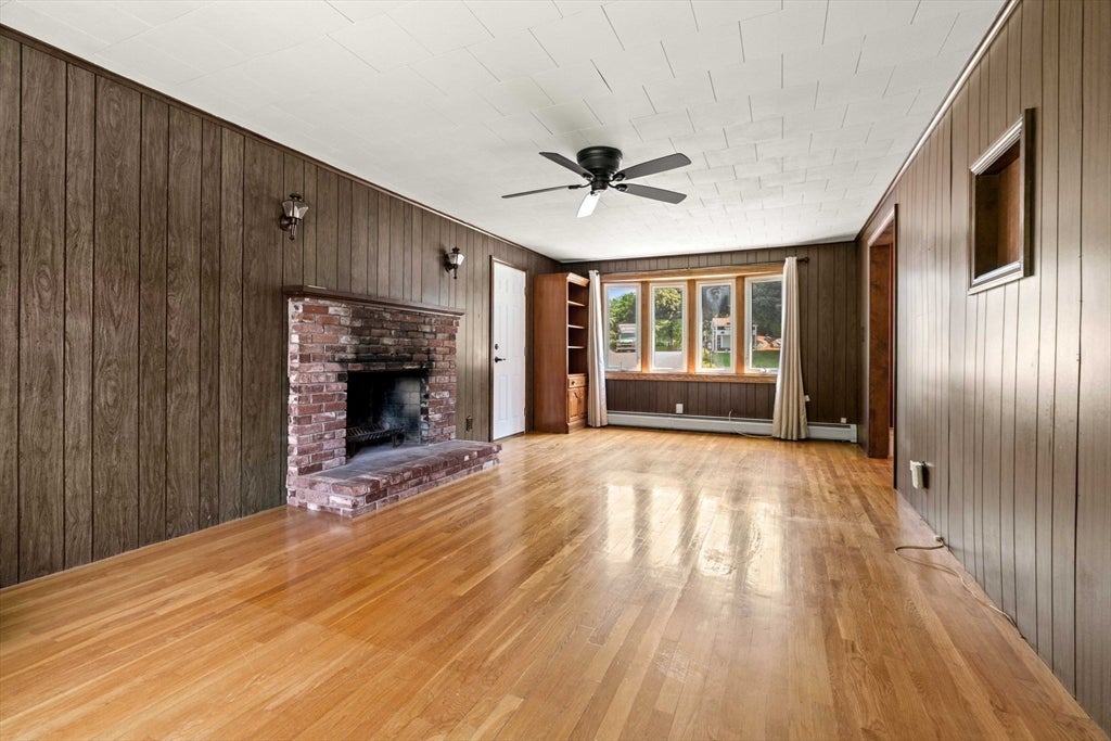 554 Hildreth St, Dracut, MA Photo #9