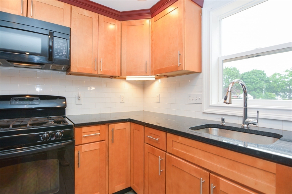 4 Fern St