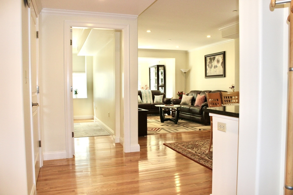 426 Main 203