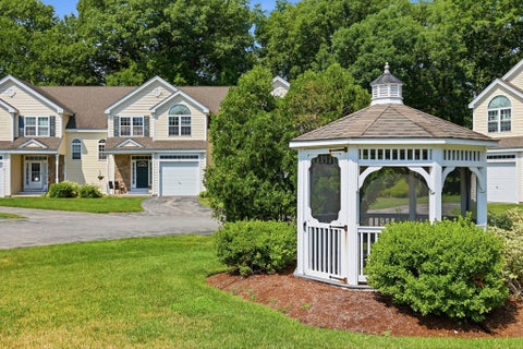 Photo of 12 Minuteman Lane #6, Westford, MA 01886 (MLS # 73549432)