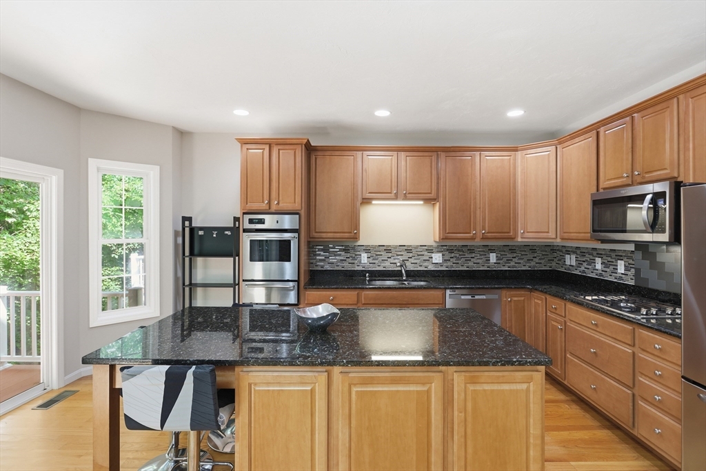 12 Minuteman Lane 6