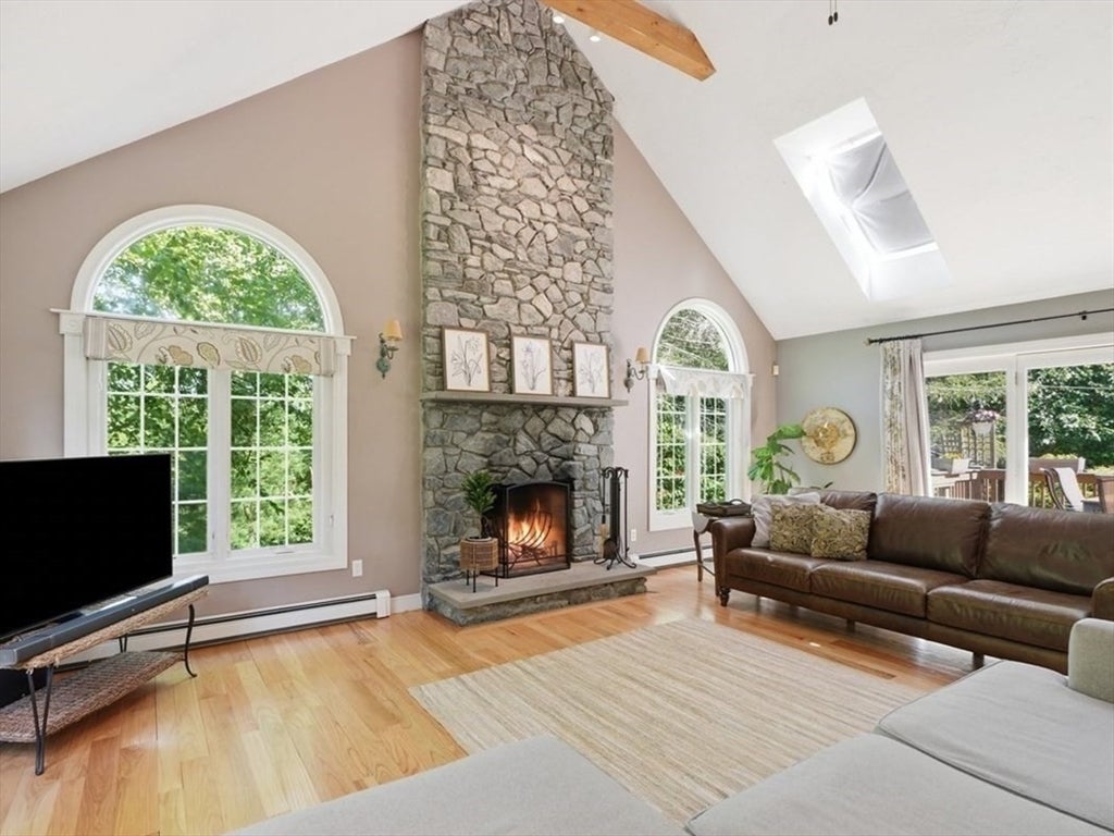 2 Blackthorne Lane, Norwell, MA, 2 Blackthorne Lane, Norwell, MA Photo #9