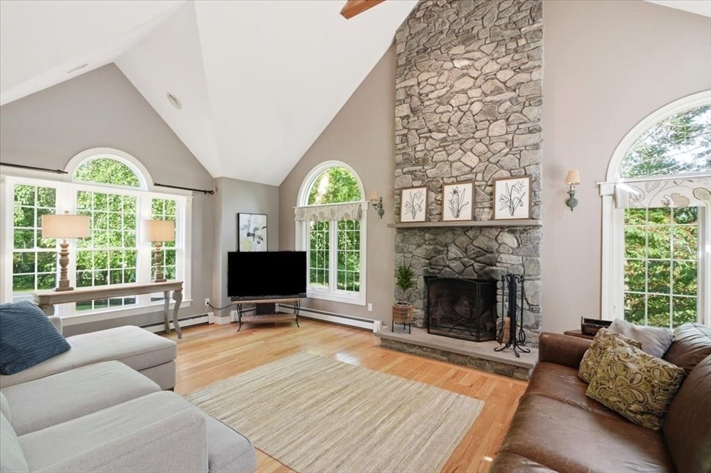 2 Blackthorne Lane, Norwell, MA, 2 Blackthorne Lane, Norwell, MA Photo #8