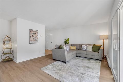 13 Chapel Hill Dr 5 Plymouth MA 02360