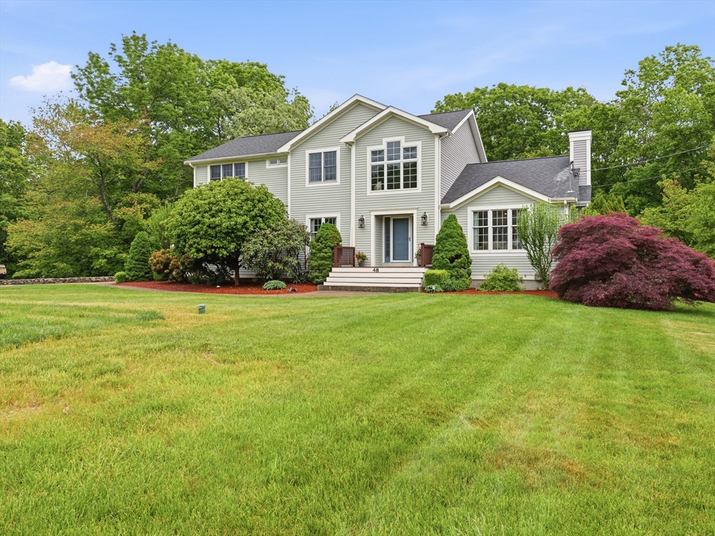 48 Hummingbird Lane